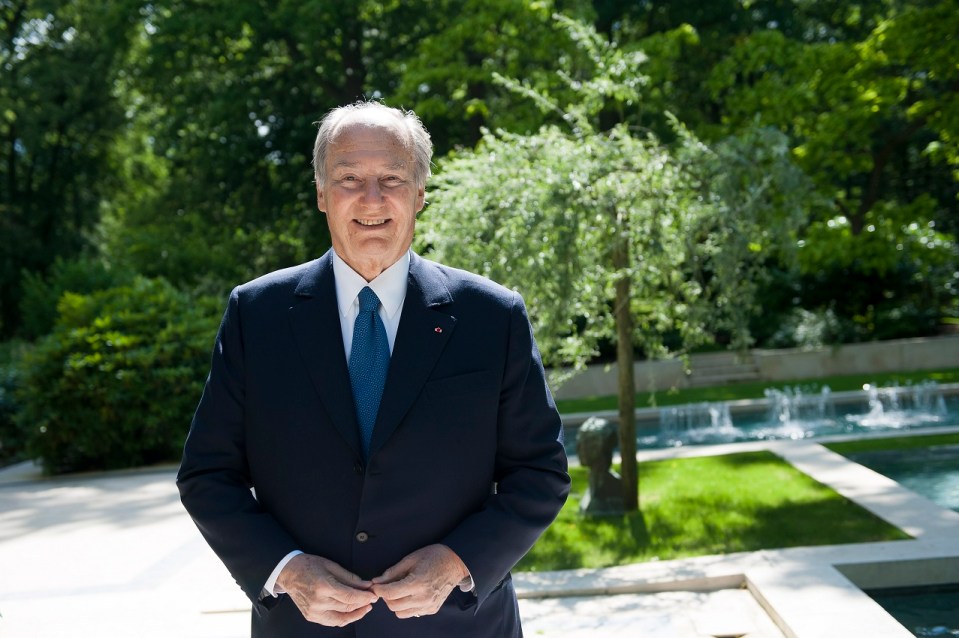 Prince Karim Aga Khan Chateau De Chantilly Sponsor