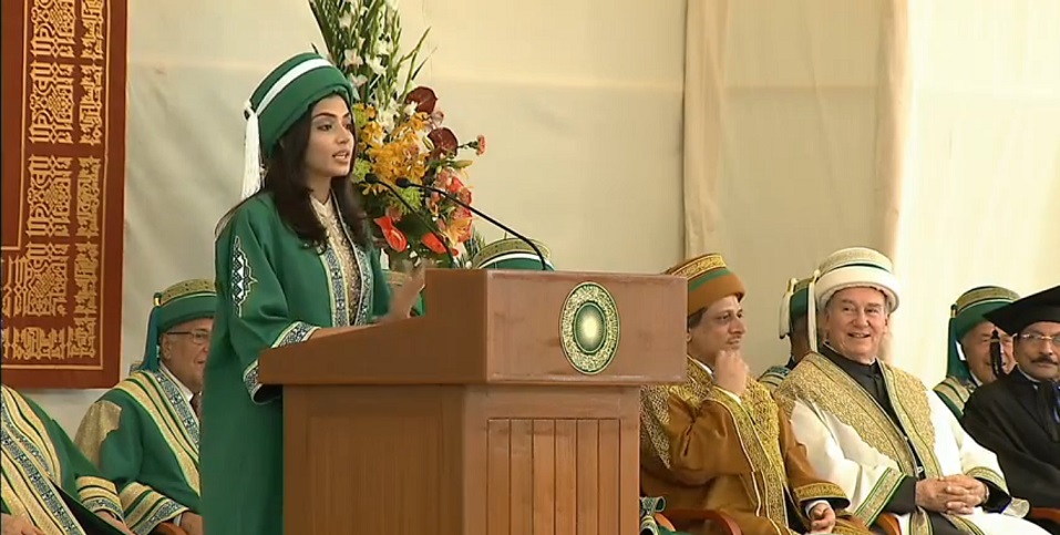 Like all her great looking Aga Khan University Class of 2013 colleagues Maryam Baqir, delivering Valedictorian at the 2013 Convocation, with the Chancellor and Members of the Board of Trustees looking on. 