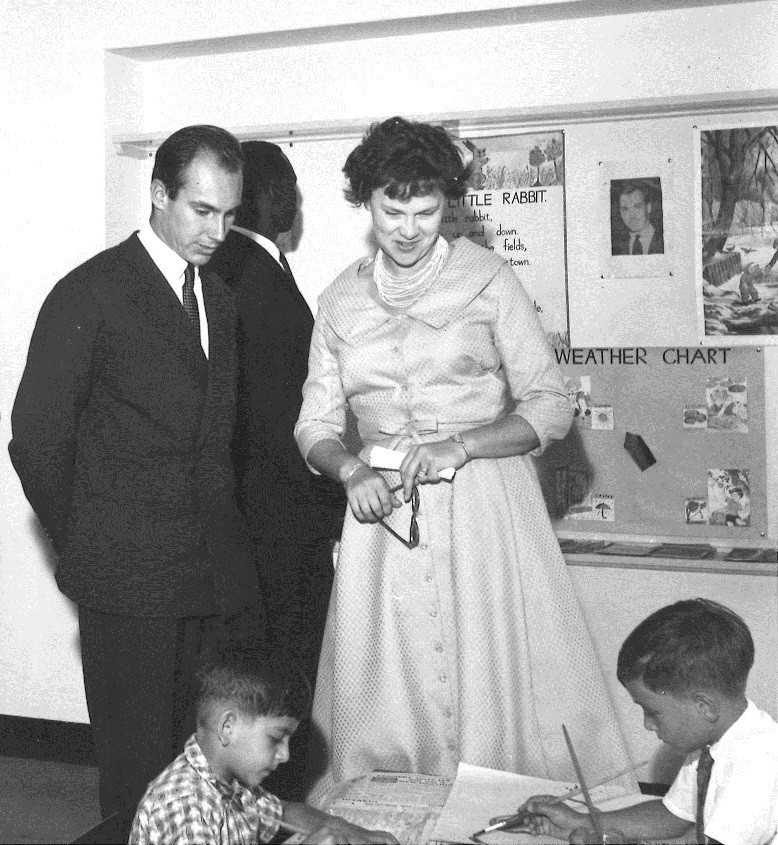 0490_001-Aga Khan and Kirk