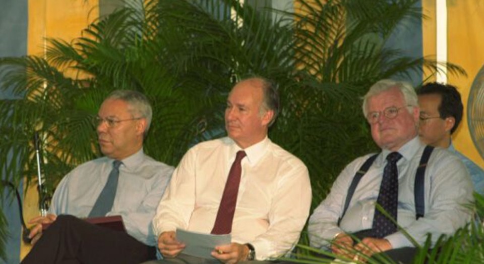 Aga Khan at Simitsonian Folklife Festival 2002 003
