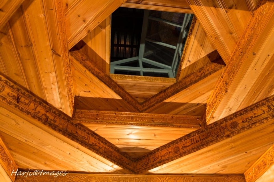 Muslim Harji Ismaili Prayer Houses_02_b6eb2c