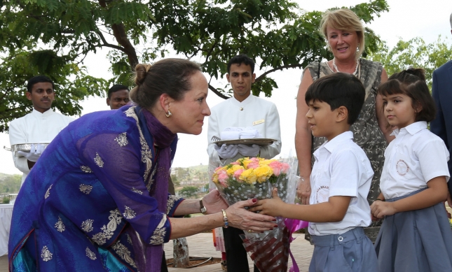 017-02 Aga Khan 2015 India Visit Academy