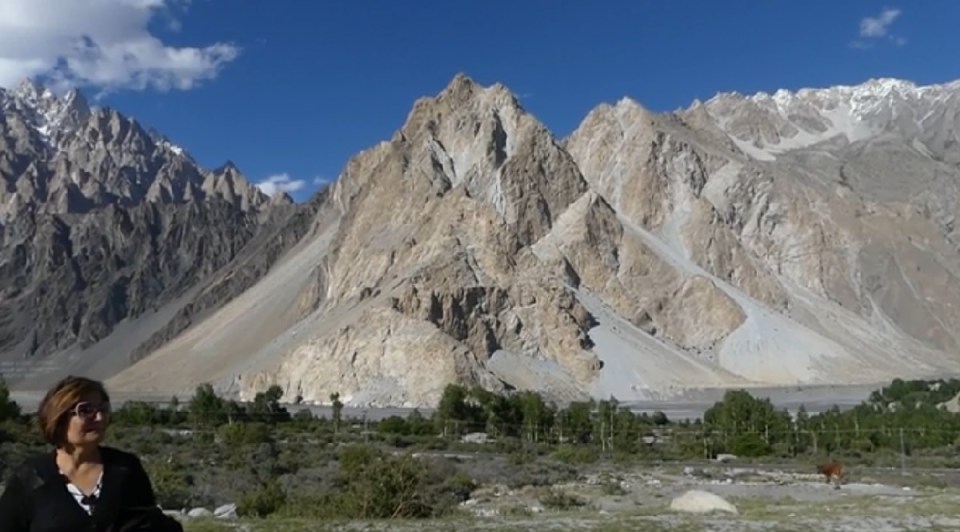 silk-roads_hunza_alikarim_1_16s6