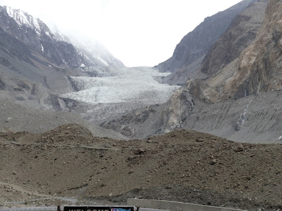 silk-roads_hunza_alikarim_2_02s