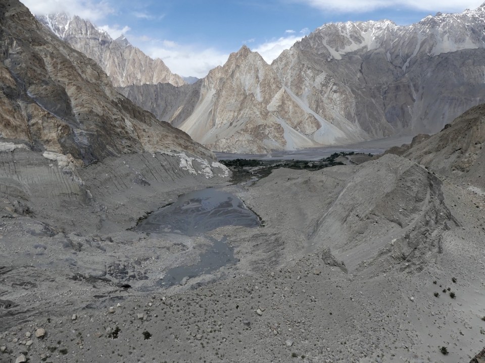 silk-roads_hunza_alikarim_2_07s