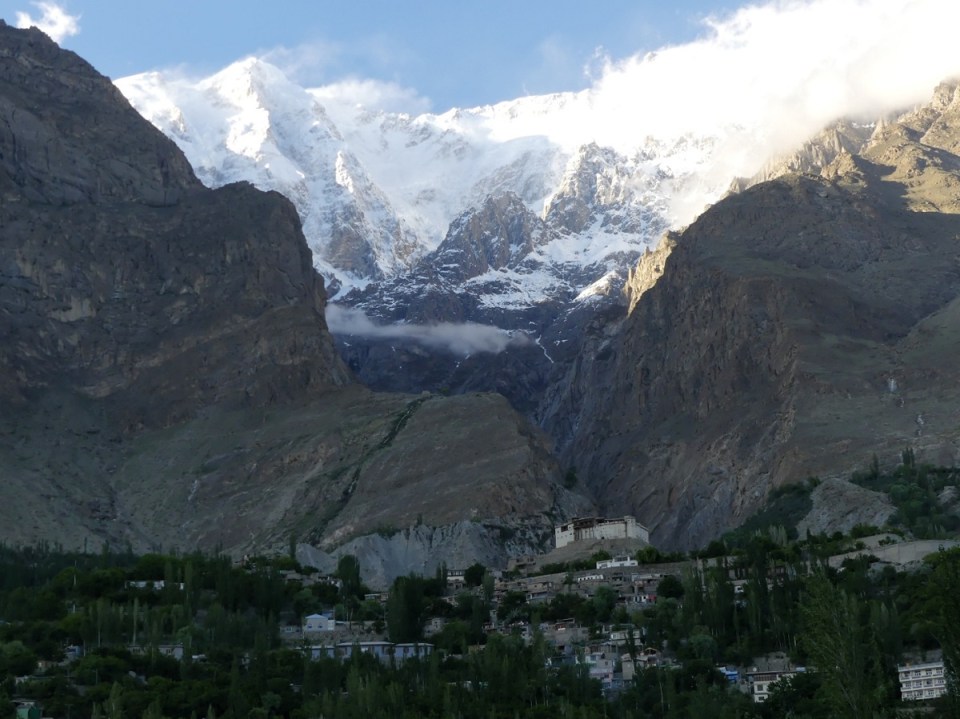 silk-roads_hunza_alikarim_2_18s