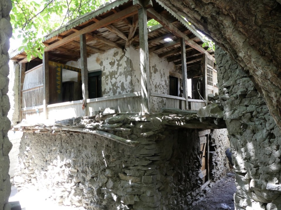 silk-roads_hunza_alikarim_2_26s