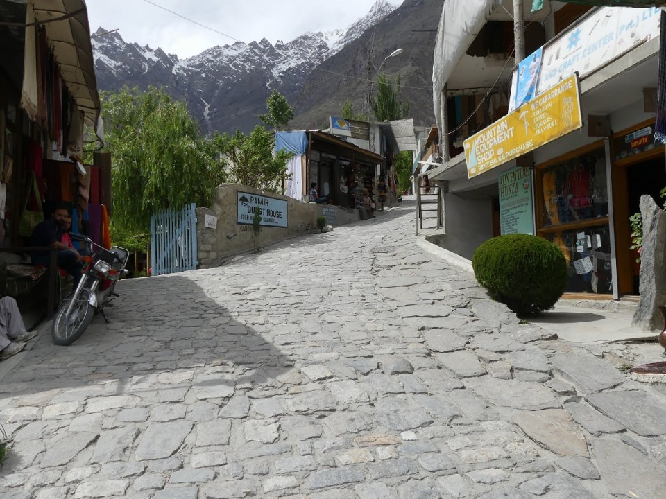 silk-roads_hunza_alikarim_2_45s