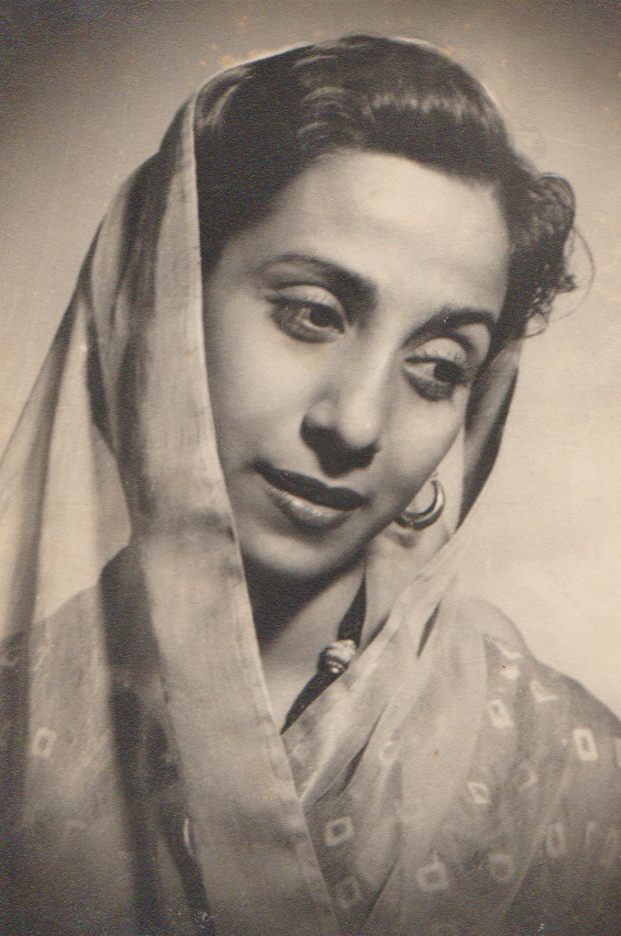 024 Jehangir Merchant sister Banu