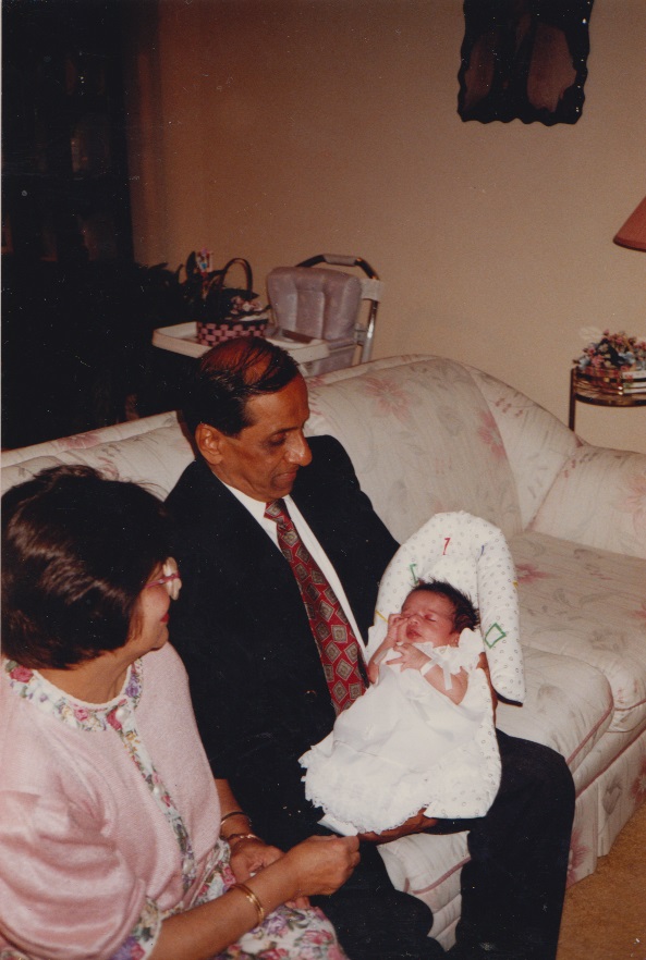 050 Alwaez and Alwaeza Merchant with Nurin