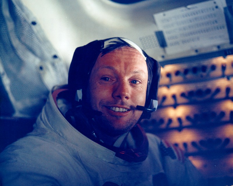5528_Apollo 11 astronaut Armstrong's photo after moon landing