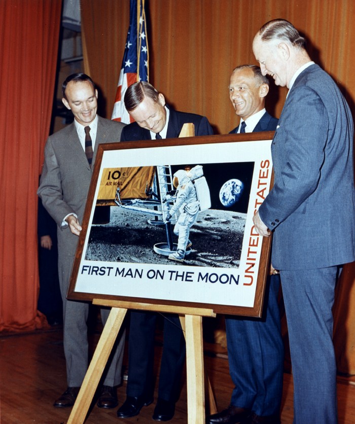 ap11-69-HC-1119_Apollo 11 astronauts at unveiling of commemorative stamp