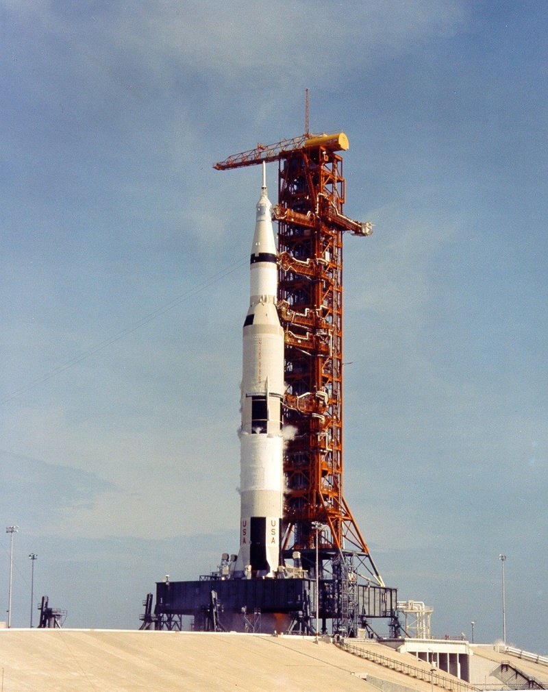 KSC-69PC-443_Saturn V SA-506 at the moment of ignition