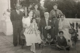 Zeenat with Aga Khan III after autograph signature