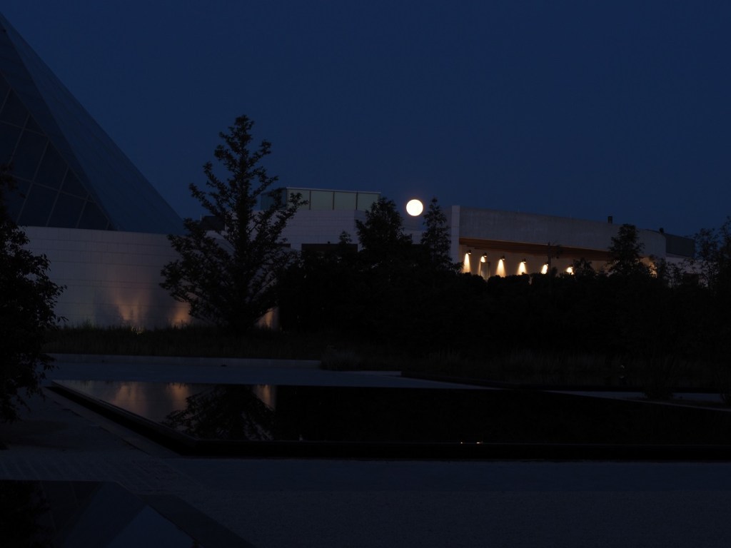 Full Moon Ismaili Centre July 2020 Simerg