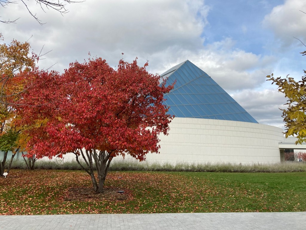 Aga Khan Park Toronto, autumn 2020