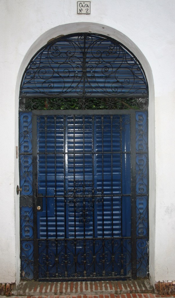 "Doors" of Morocco, Spain and Portugal photographed by Shiraz Bandali of Edmonton., Alberta, Canada and published by Simerg.com and Simergphotos.com