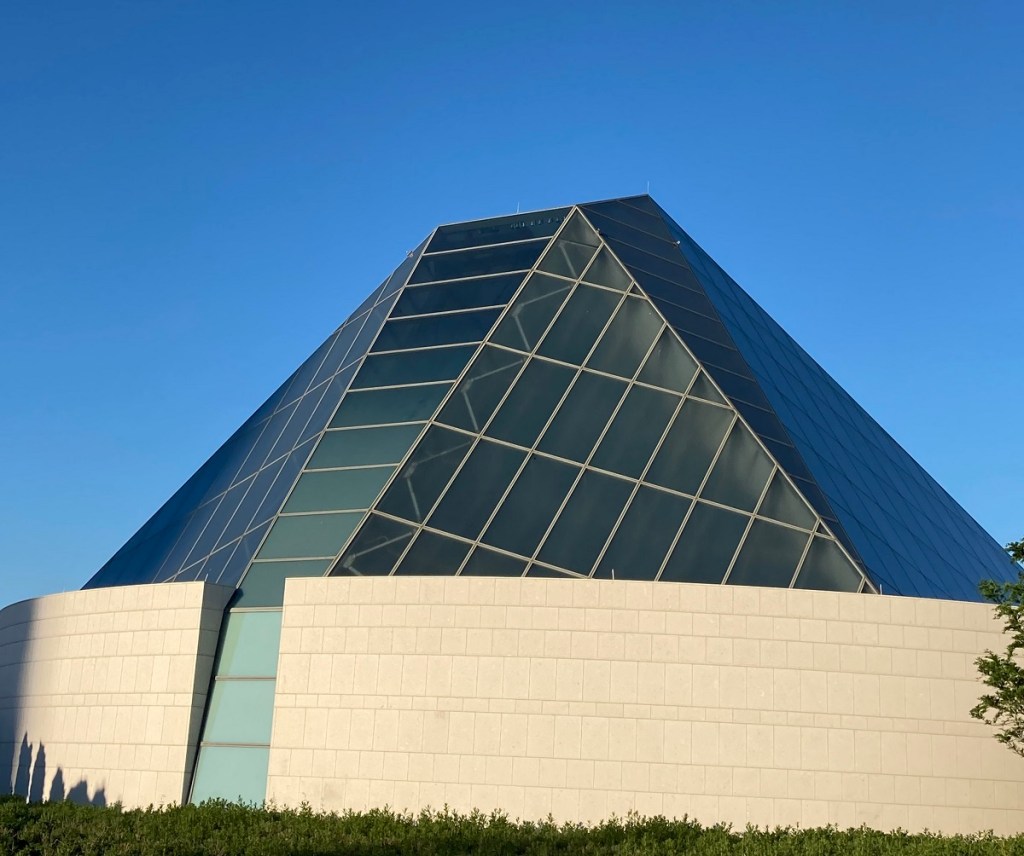 Ismaili Jamatkhana dome, Ismaili Centre, Malik Merchant simerg simergphotos