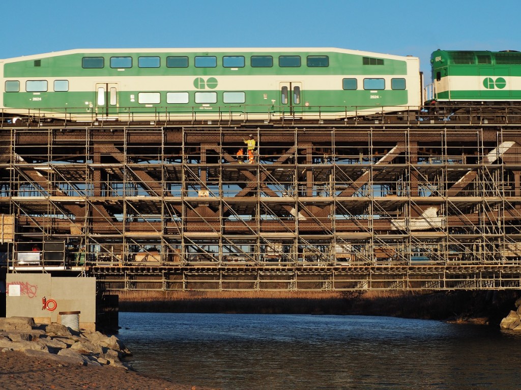 The sea, Lake Ontario, the sun, the moon, the woodpecker, the Ismaili Flag, The Qibla Simerg photos Malik Merchant