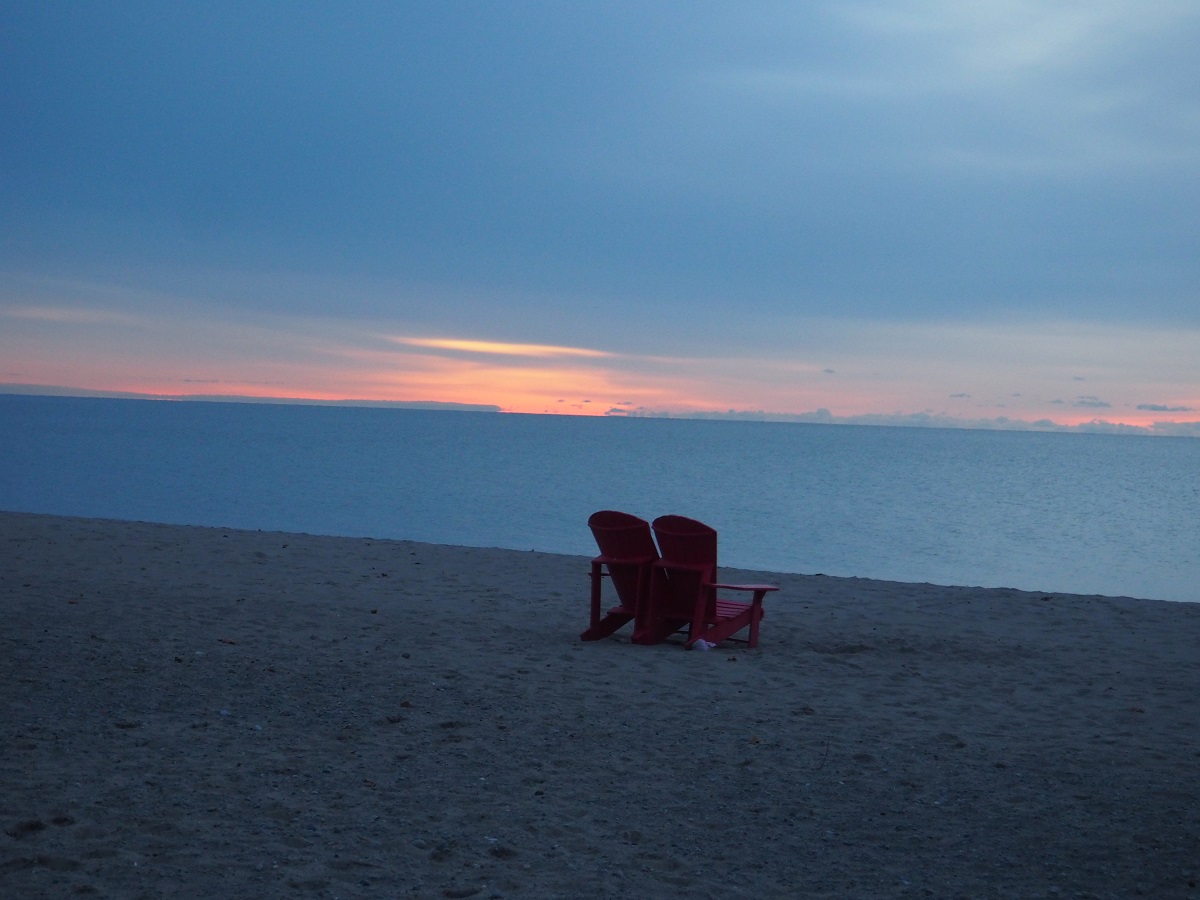 Twilight Toronto Woodbine Beach, Lake Ontario Simerg Photos