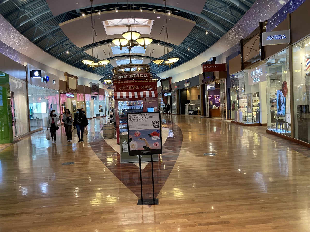 Scenes from Calgary, cross iron mills Simerg photos Malik Merchant