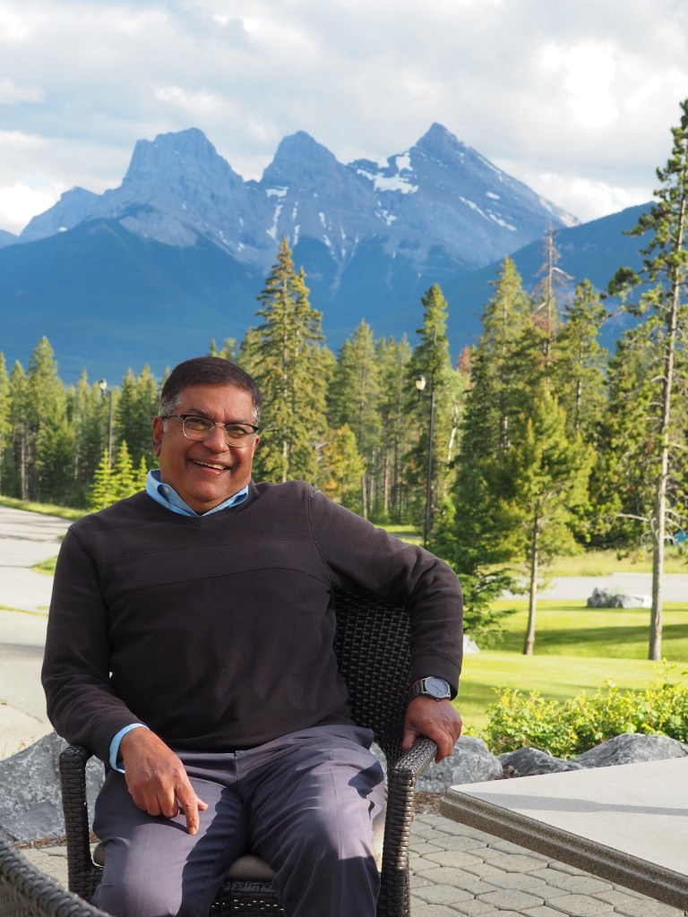 Rustica Restaurant, Silvertop Gold Resort, Canmore Three Sisters Mountains, Simergphotos