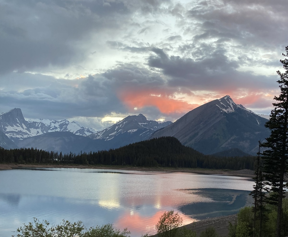 Kananaski, Simerg Photos Malik Merchant