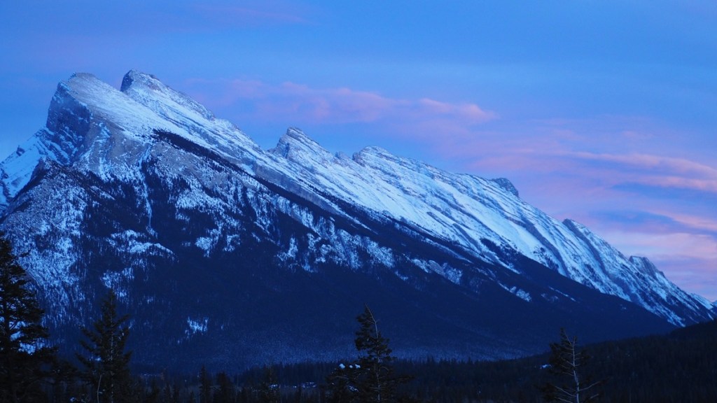 Rundle Mountain