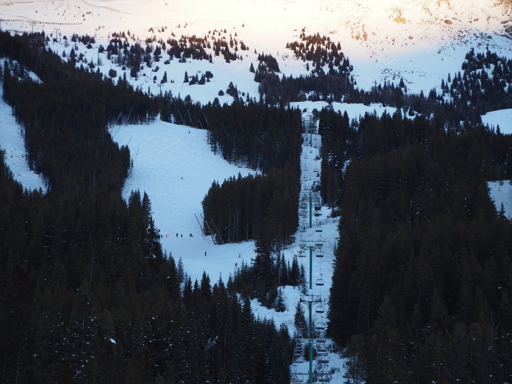 Ski run Lake Louise Resort