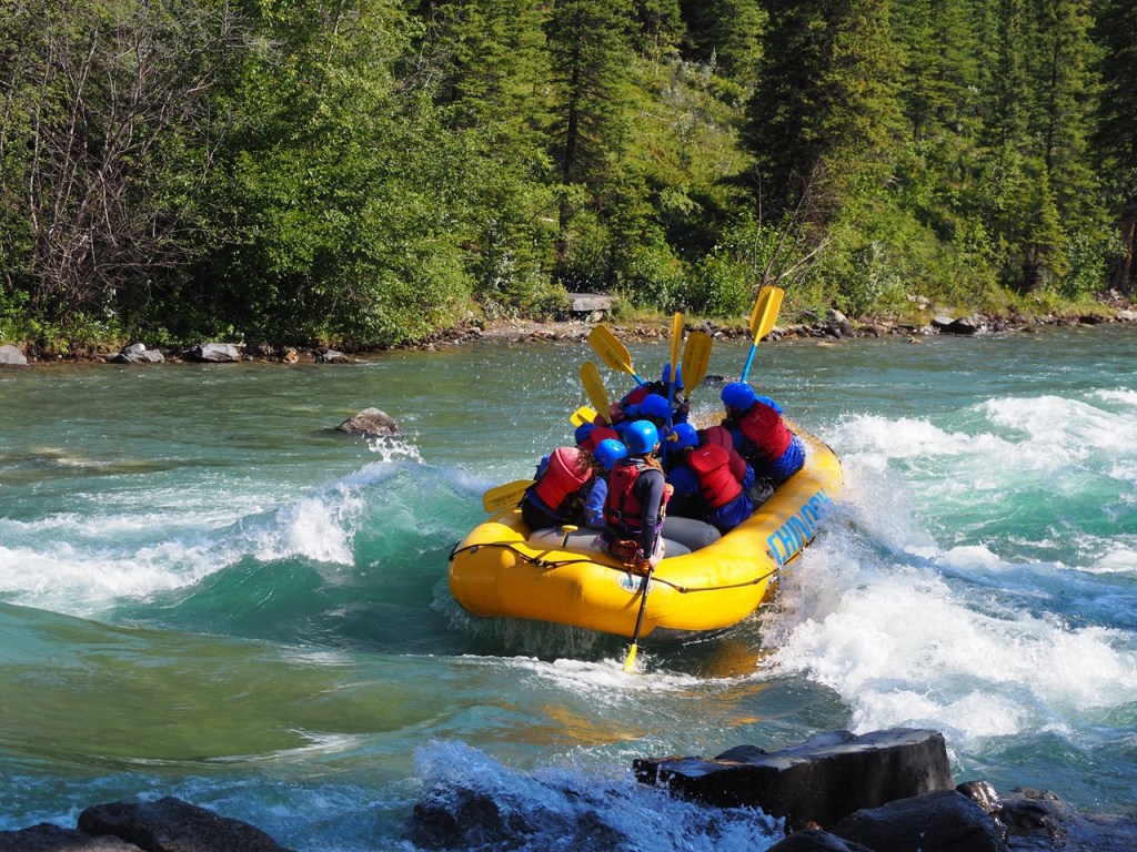 Rafting Kananaskis River Rapids, Canoe, Meadows Kananaskis Trail, Hwy 40
