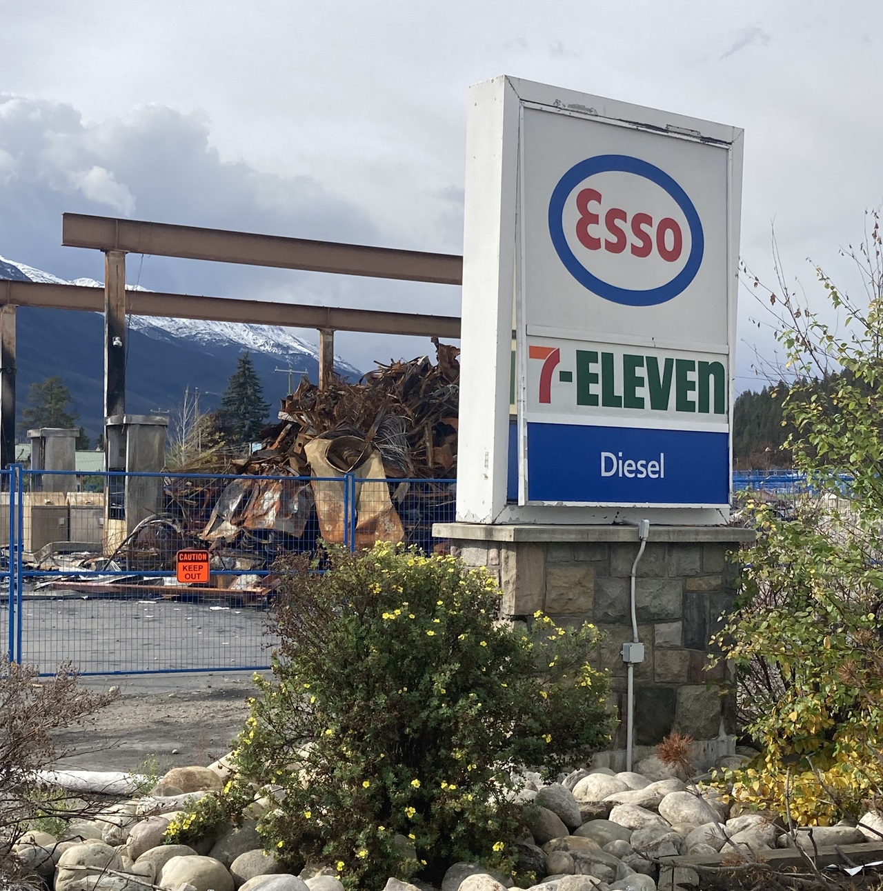 Esso Gas Station Jasper