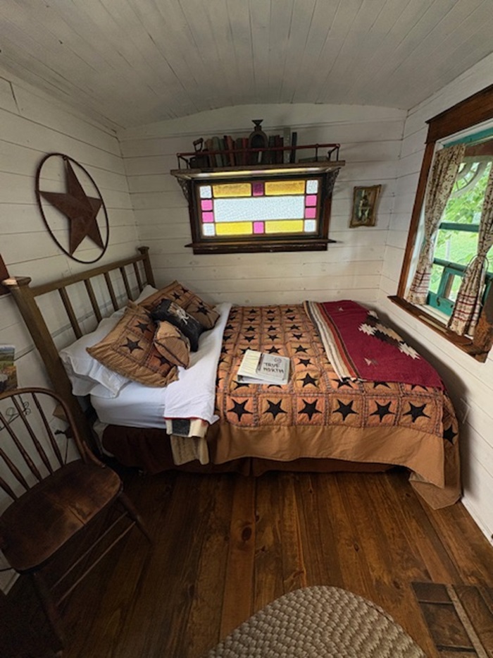 Clementine Willow Hill Lodge Longview