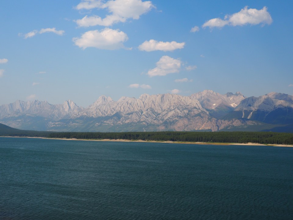 A view of Lower Knanaskis Lake, from Interlakes area, Peter Lougheed Provincial Park, Kananaskis Country, Alberta, Canada, July 2026. Photograph: Malik Merchant / Simergphotos.