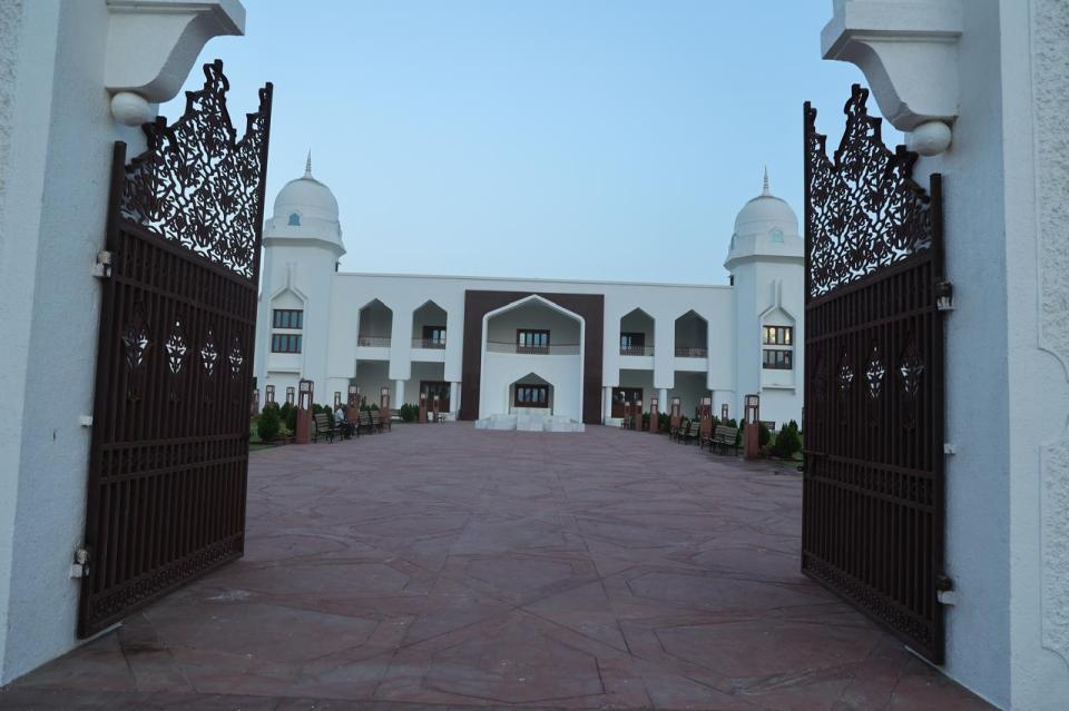 Methan Jamatkhana