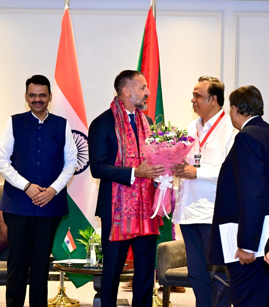 Welcome bouquets for the Aga Khan